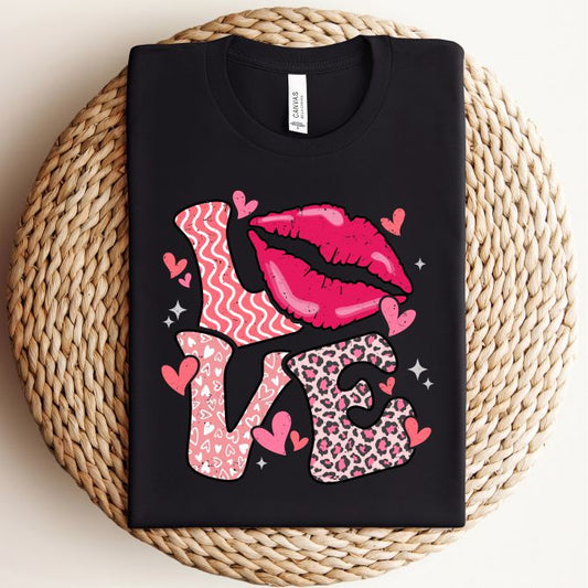 LOVE with lips Tee